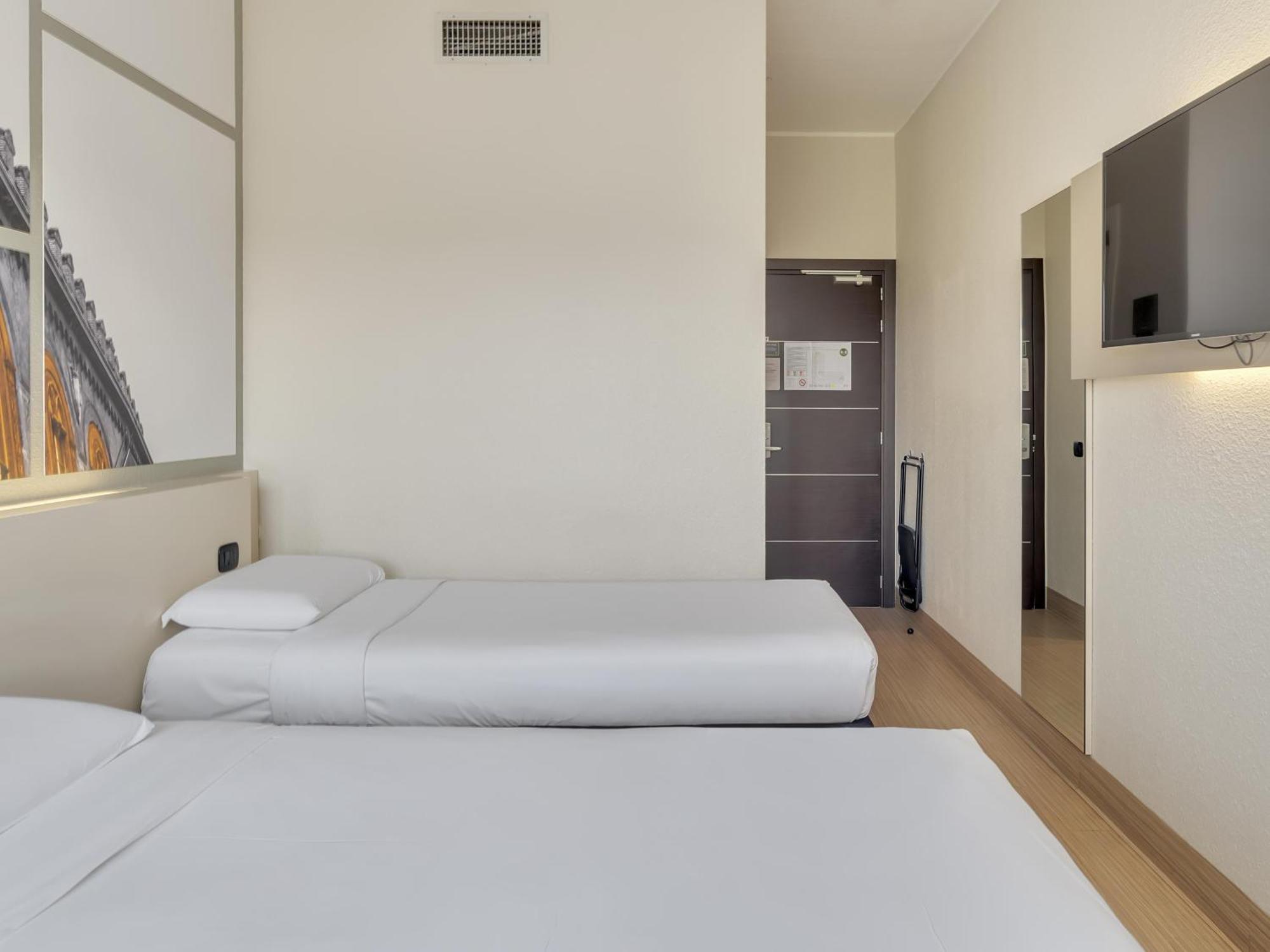 B&B Hotel Cremona Eksteriør billede